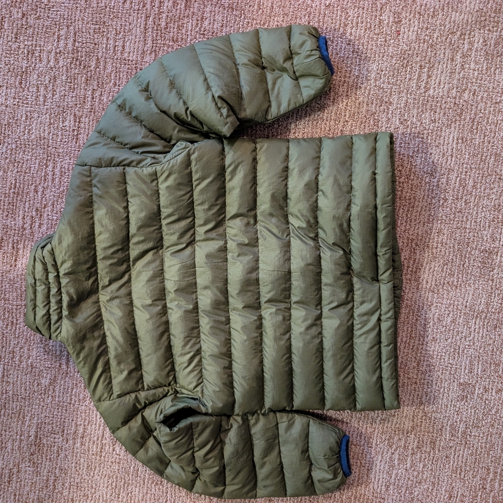 Patagonia Kids Forest Green Puffer Jacket - Picture 2 of 4